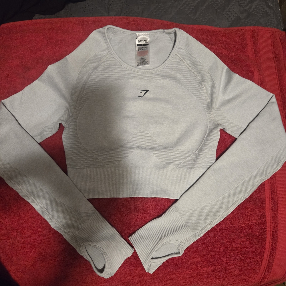 Gymshark Women's Light Gray Long Sleeve Crop Top